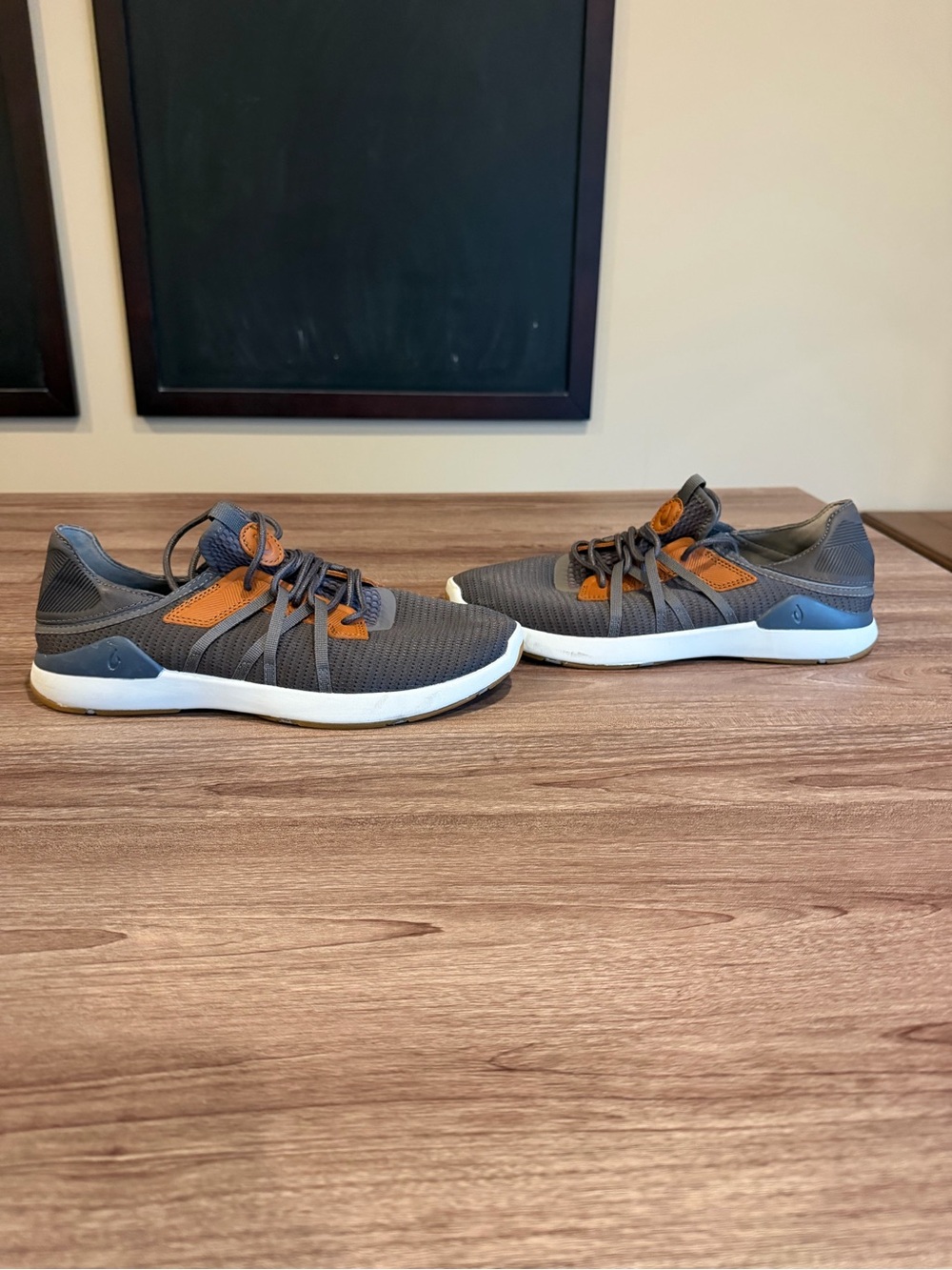 Olukai sneakers mio li mens 10.5 BL